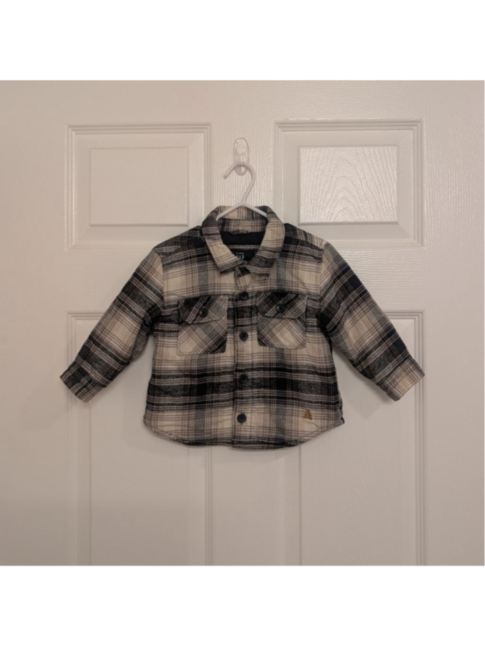 Baby GAP Plaid Button Down Shirt 12-18 Months Black & Beige Bear Logo Shacket